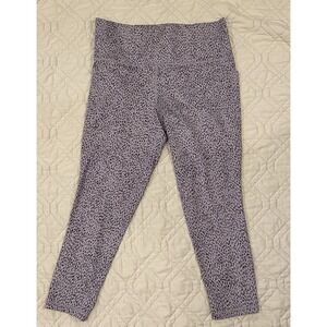 Athleta Salutation Stash Pocket II 7/8 Tight Leggings Large